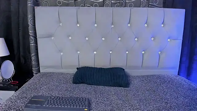 Snapshot of nova_sex01 chatting on 01/21/25, 06:33 nova sex01 online show from 01/21/25, 06:33