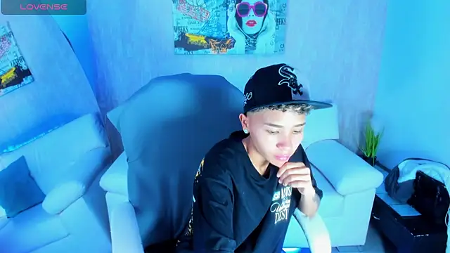 Snapshot of nova_sex01 chatting on 10/30/25, 05:20 nova sex01 online show from 10/30/25, 05:20