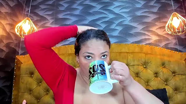 NahomiFireSex online show from 05/07/26, 11:59