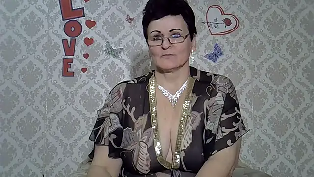 PaulaGolden online show from 12/08/24, 07:43