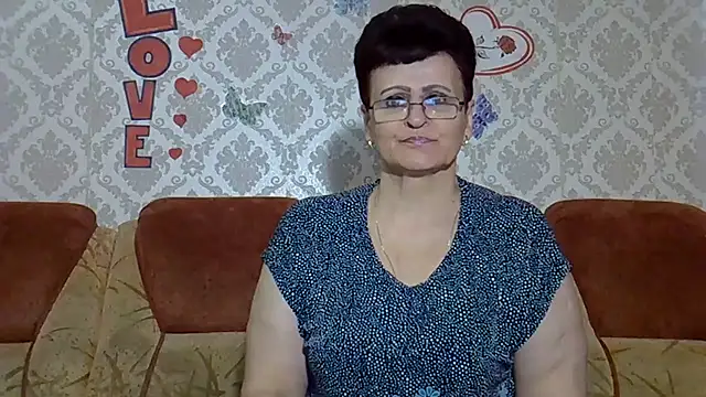 PaulaGolden online show from 10/06/25, 06:00