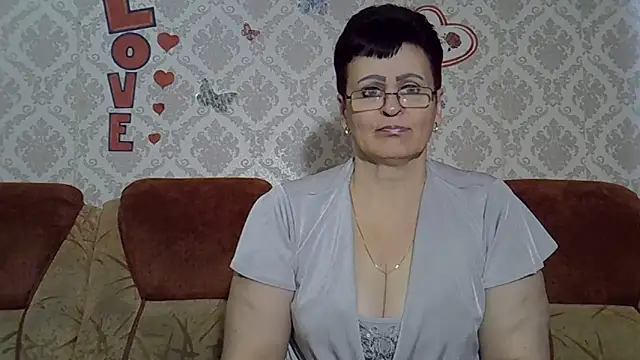 PaulaGolden online show from 10/23/25, 07:29