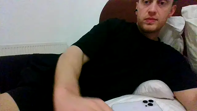 Snapshot of Noshame1994 chatting on 03/20/26, 11:31 Noshame1994 online show from 03/20/26, 11:31