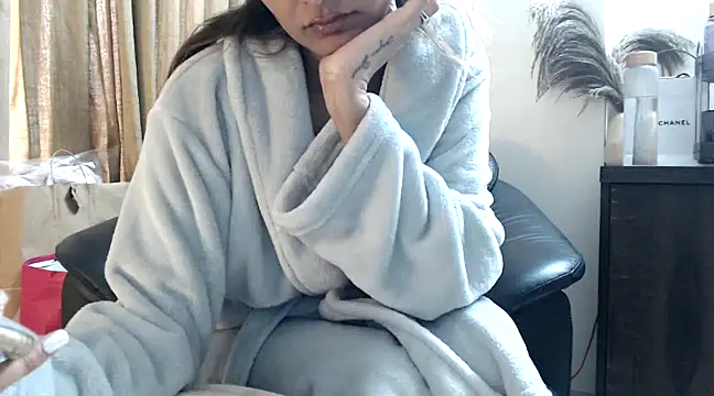 trippy tina online show from 12/23/24, 06:11