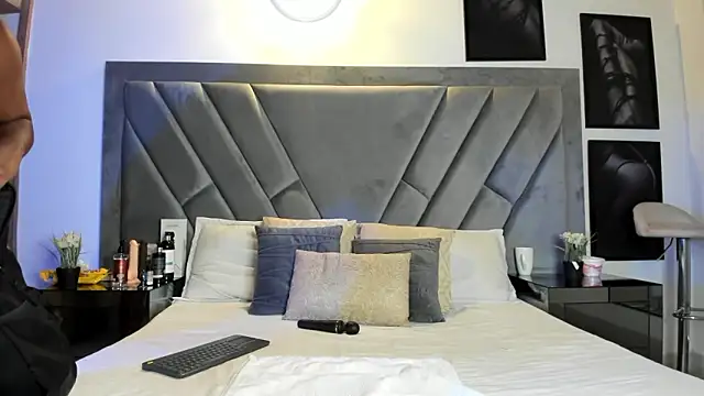 brenda nova18 online show from 03/23/26, 07:18