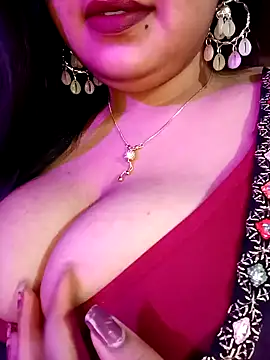 Suhanakhan00 online show from 01/03/25, 05:42