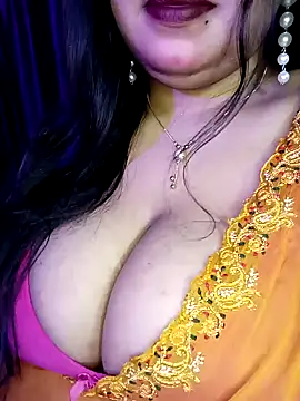Suhanakhan00 online show from 02/22/25, 07:47