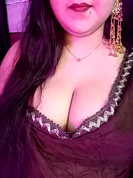 Suhanakhan00 online show from 05/15/26, 11:17