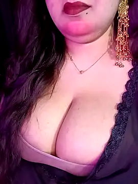 Suhanakhan00 online show from 05/21/26, 05:53