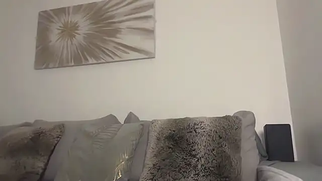 Snapshot of Serena_4you chatting on 02/14/26, 05:32 Serena 4you online show from 02/14/26, 05:32