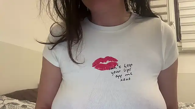 Snapshot of Serena_4you chatting on 02/27/26, 01:16 Serena 4you online show from 02/27/26, 01:16