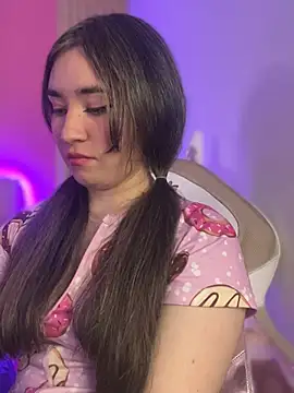 Sophie LS online show from 02/04/25, 05:31