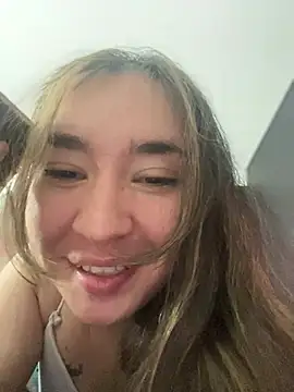 Sophie LS online show from 03/18/25, 02:04