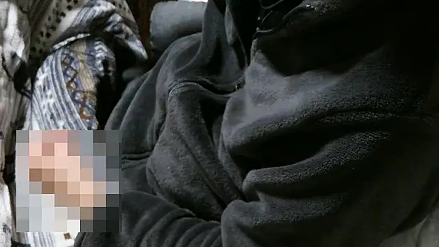 Snapshot of cinnabar_red chatting on 04/11/26, 03:38 cinnabar red online show from 04/11/26, 03:38