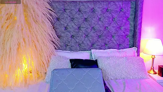 astridjonness online show from 10/11/25, 02:11