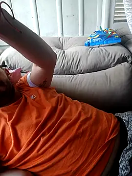 KAZADO LIBERAL online show from 11/04/25, 03:11