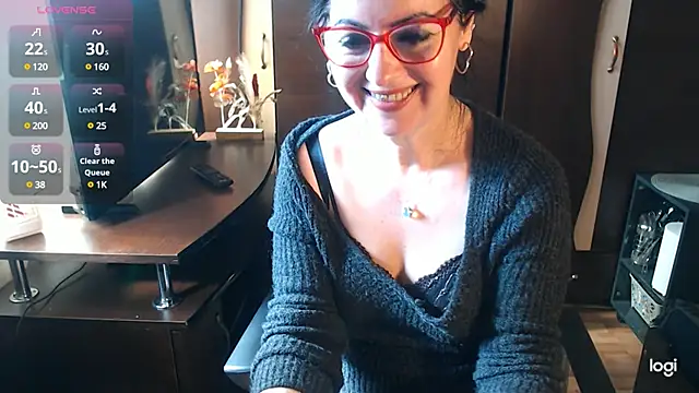 exymilf  online show from 02/25/25, 11:41