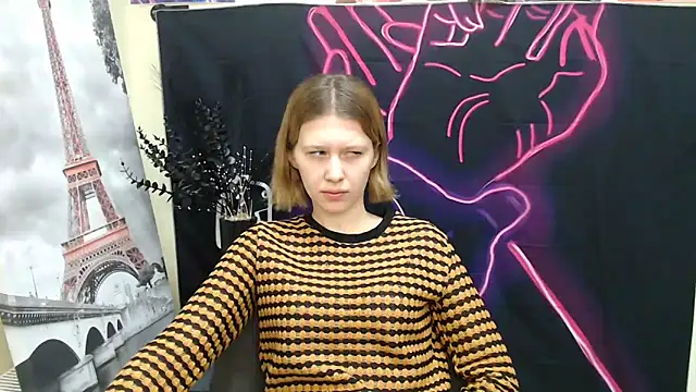 Snapshot of StellaCRL chatting on 01/08/25, 12:47 StellaCRL online show from 01/08/25, 12:47