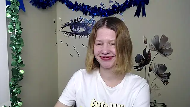 Snapshot of StellaCRL chatting on 02/22/25, 10:51 StellaCRL online show from 02/22/25, 10:51