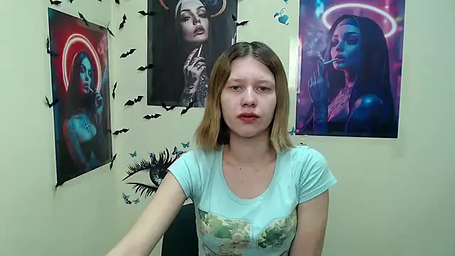 Snapshot of StellaCRL chatting on 03/03/25, 07:10 StellaCRL online show from 03/03/25, 07:10