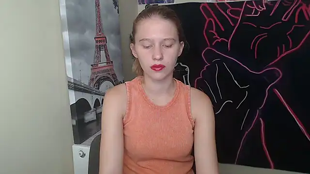 Snapshot of StellaCRL chatting on 09/25/25, 12:20 StellaCRL online show from 09/25/25, 12:20