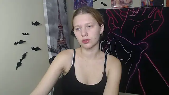 Snapshot of StellaCRL chatting on 11/12/25, 07:20 StellaCRL online show from 11/12/25, 07:20