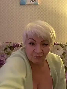 Snapshot of Laura_Millf chatting on 02/02/25, 01:08 Laura Millf online show from 02/02/25, 01:08