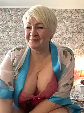 Snapshot of Laura_Millf chatting on 02/08/25, 10:29 Laura Millf online show from 02/08/25, 10:29