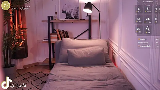 Liya Gold  online show from 12/22/24, 04:38