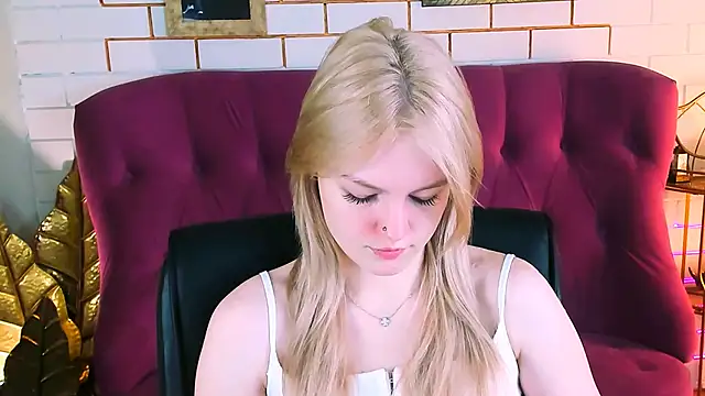 GraceGlamour online show from 02/18/25, 05:09