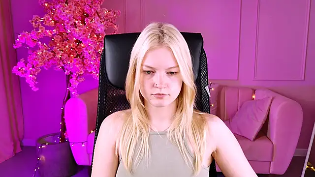 GraceGlamour online show from 09/17/25, 05:09