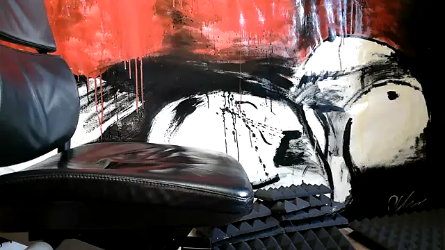 Snapshot of dani4334 chatting on 03/10/25, 11:10 dani4334 online show from 03/10/25, 11:10