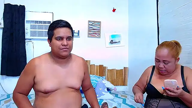 lucasandSofi online show from 11/30/25, 09:08