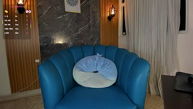 Julie Markk online show from 04/15/26, 07:58