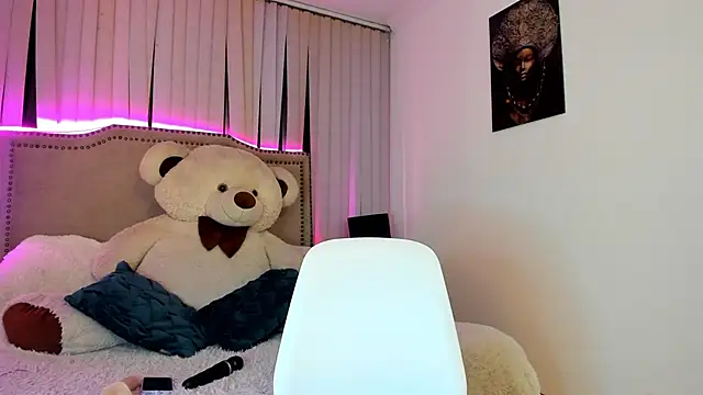 Valentina Se online show from 12/18/24, 03:15