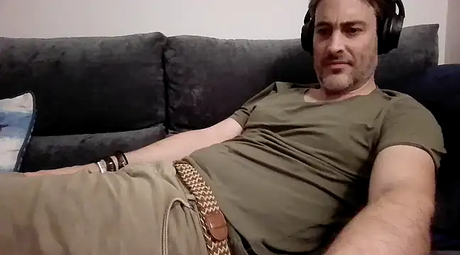 basquehotboy online show from 12/15/24, 11:09