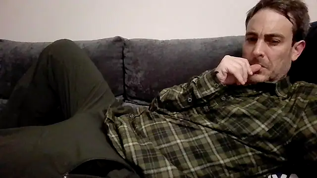 basquehotboy online show from 02/15/25, 12:04