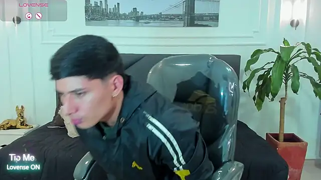 Damian23   online show from 11/10/25, 12:37