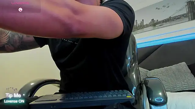 Damian23   online show from 02/15/26, 10:58