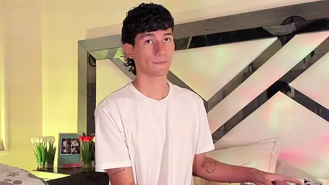 Alexx tc online show from 02/14/25, 09:13