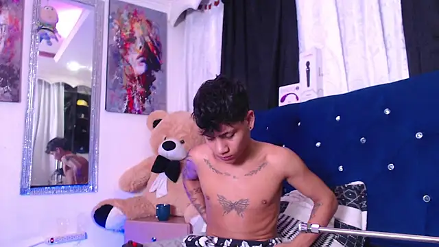 Sexys Boys Hot1 online show from 10/23/25, 01:27