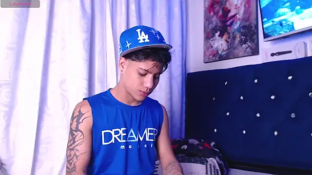 Sexys Boys Hot1 online show from 12/03/25, 01:35