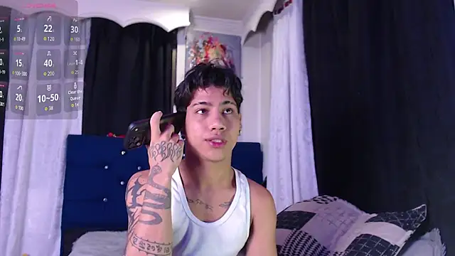 Sexys Boys Hot1 online show from 12/20/25, 02:51