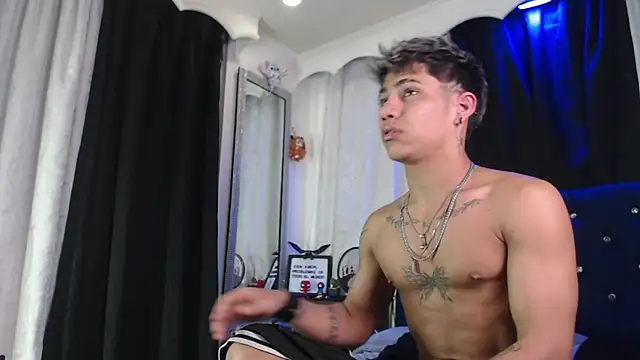 Sexys Boys Hot1 online show from 07/15/26, 01:11
