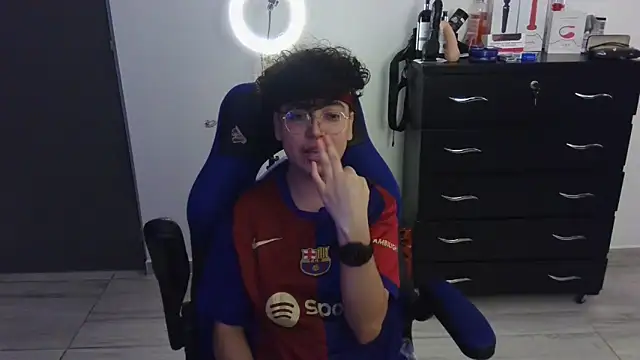 thomascooper7 online show from 02/06/25, 08:56