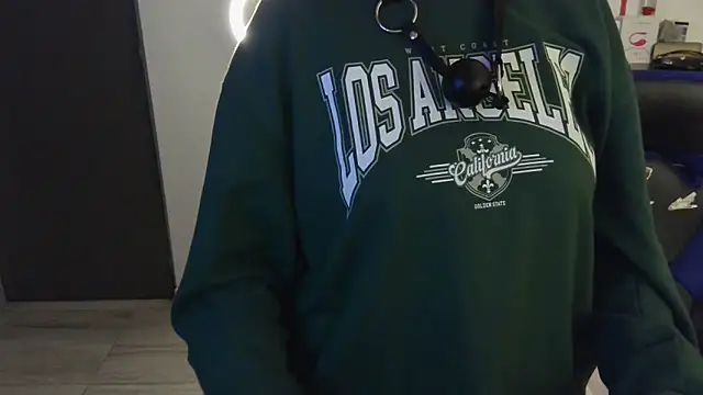 thomascooper7 online show from 02/14/25, 03:33