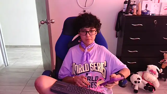 thomascooper7 online show from 02/11/26, 07:52