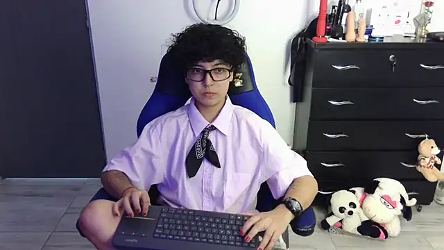 thomascooper7 online show from 03/30/26, 07:48