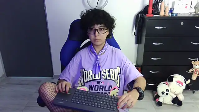 thomascooper7 online show from 04/02/26, 08:17