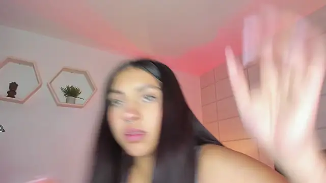 Christine Laam online show from 09/13/25, 11:54